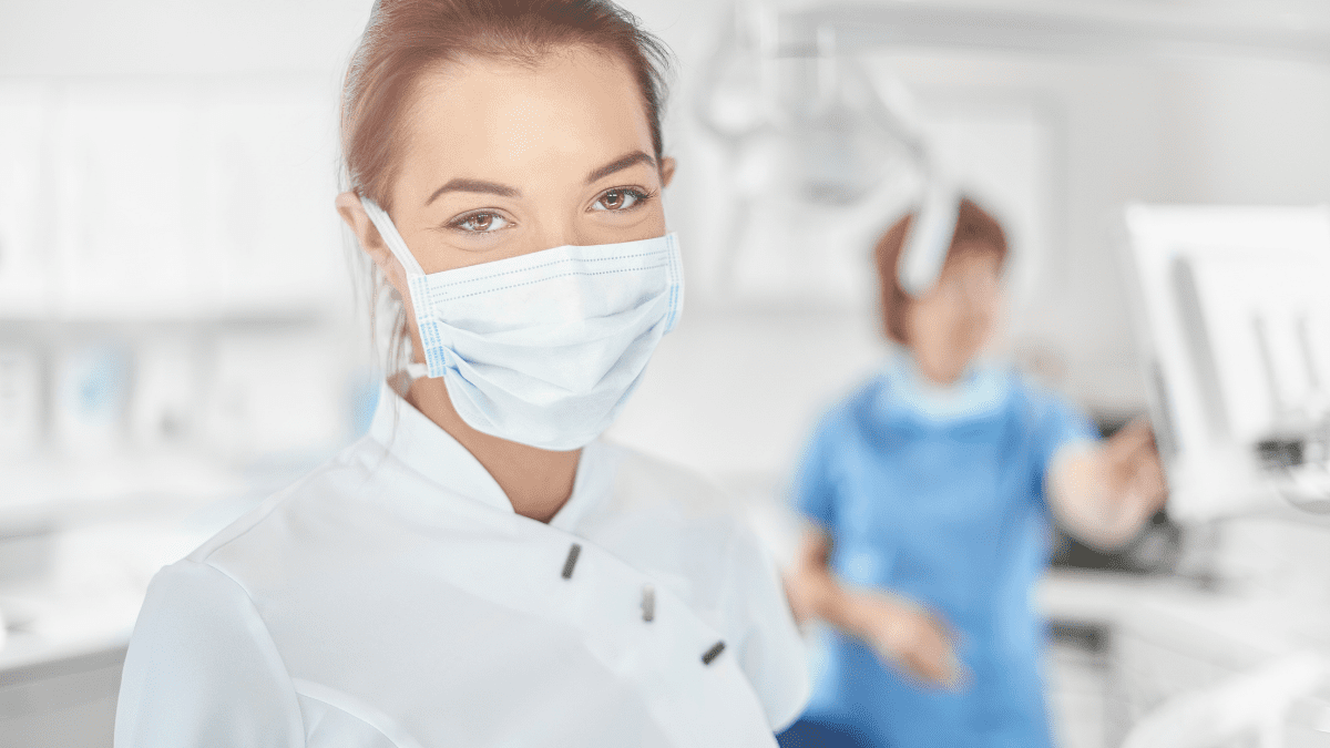 Online dental nursing diploma